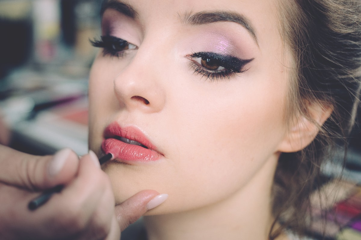 Flat, defined lip shape from the Russian lip injection technique