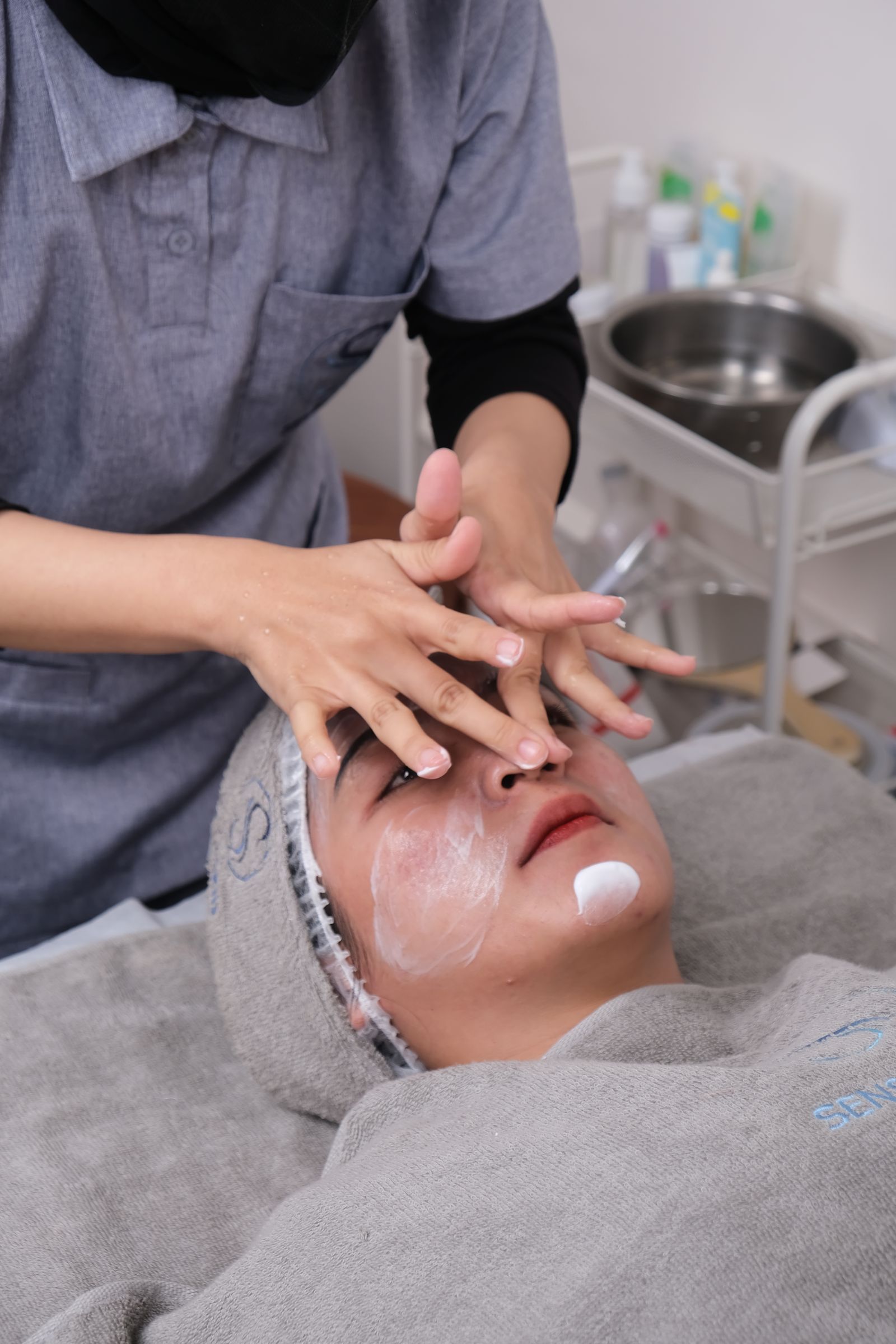 Vampire Facial microneedling with PRP at home in Palm Beach County